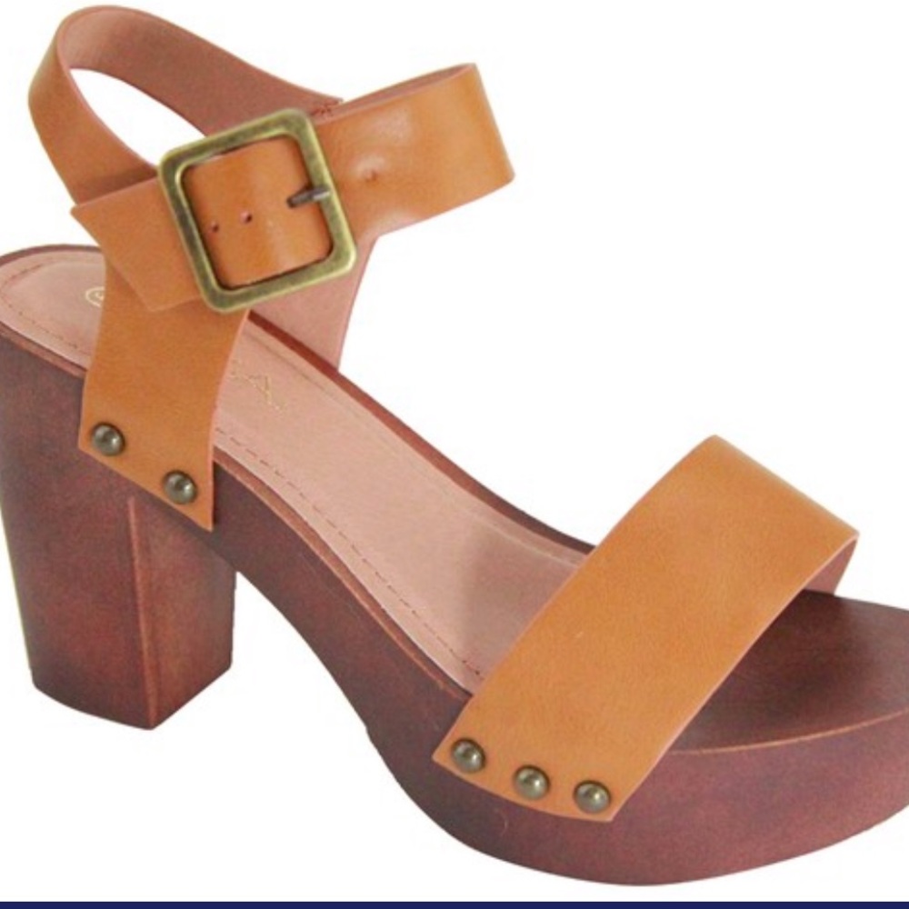 Clog heel sandal tan